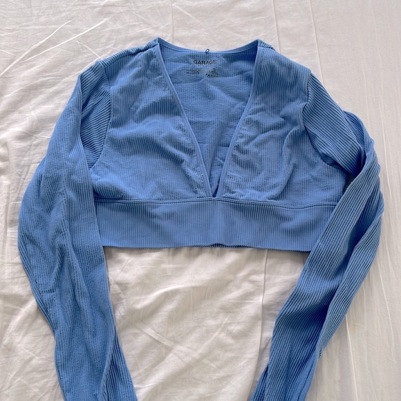 GARAGE deep plunge long sleeeve - Picture 1 of 1